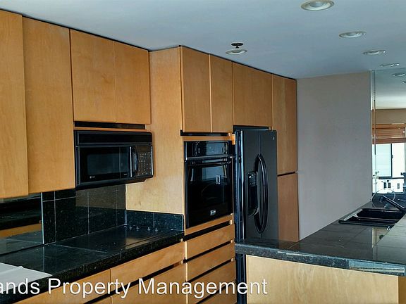 3rd image of 4007 Everts St Unit 4E