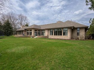 6309 Parkview Rd, Greendale, WI 53129