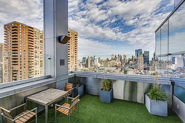 Rented by Winzone Realty Inc