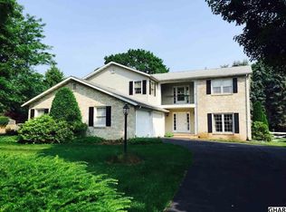 1111 Stratford Dr, Carlisle, PA 17013