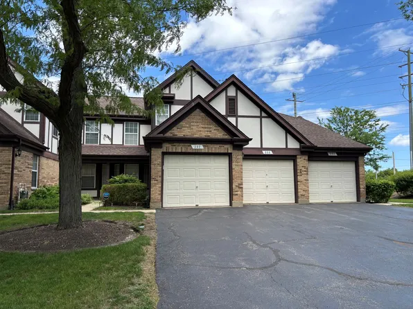 396 Cobbler Ln #396, Buffalo Grove, IL 60089