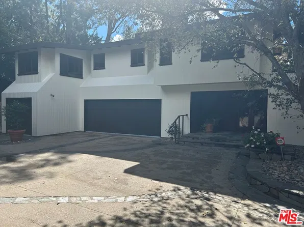 6377 Via Escondido Dr, Malibu, CA 90265