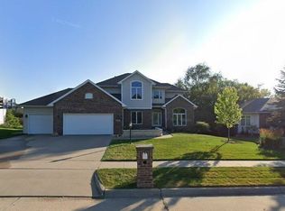 4644 Canterbury Ct, Iowa City, IA 52245