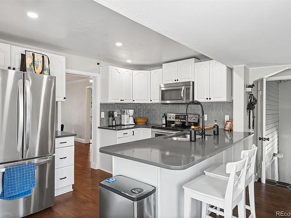 2nd image of 1111 E Dartmouth Avenue