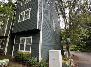 15563 SW Black Quartz St, Beaverton, OR