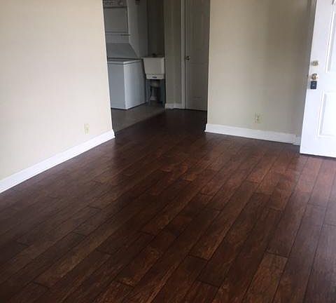 4th image of 344 E Miller Ave