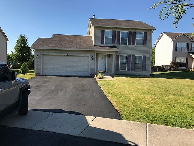 1st image of 315 Clarendon Ln