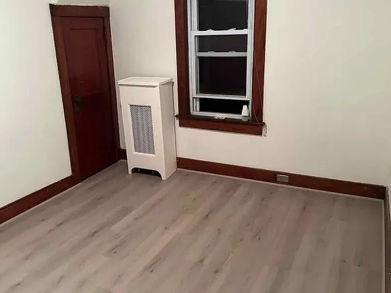 1116 Fairfield St — Photo 11