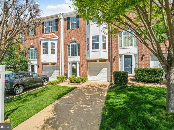 3720 Matura Ln, Woodbridge, VA 22192