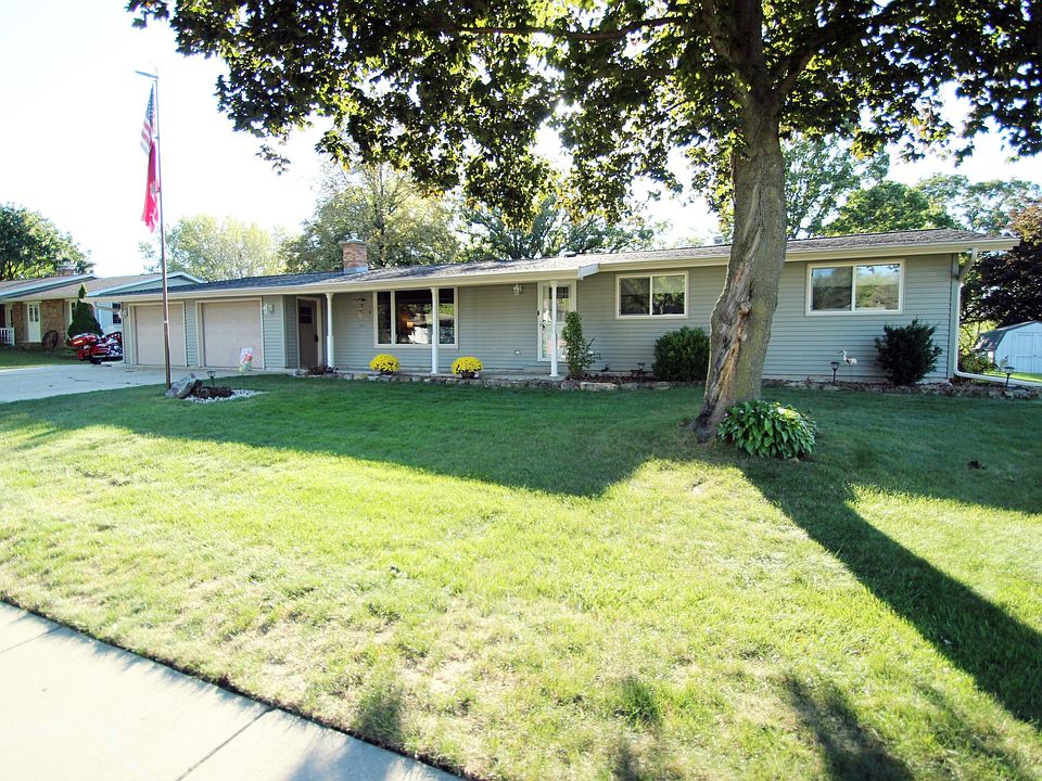 1st image of 511 Topeka Dr