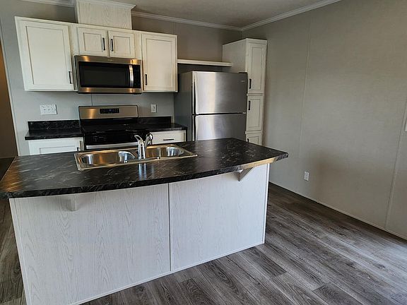 3rd image of 4359 Dogwood Blvd #781