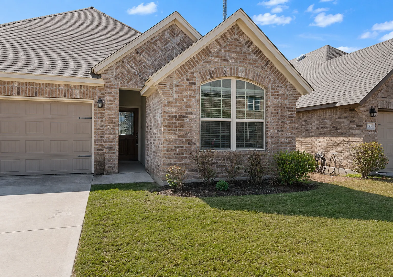 3 Bedroom/2 Bath Saddlehorn Subdivision — Photo 2