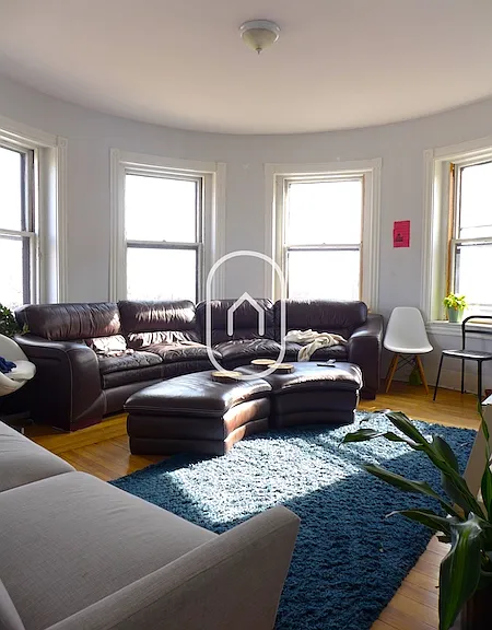 25 Stearns Rd — Photo 5
