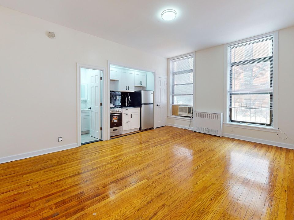 1st image of 246 E 45th St APT 2M