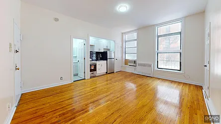 246 East 45th Street, #2M