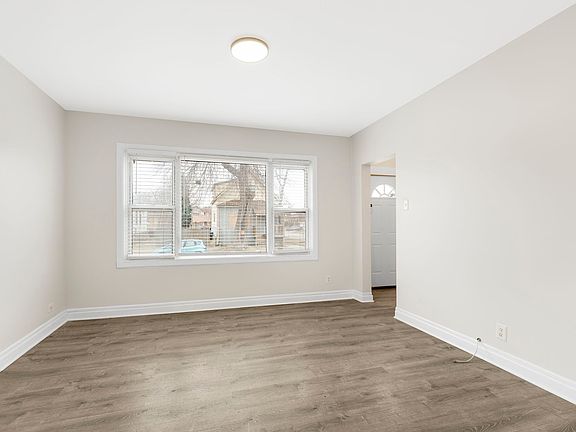 4th image of 9001 S Parnell Ave