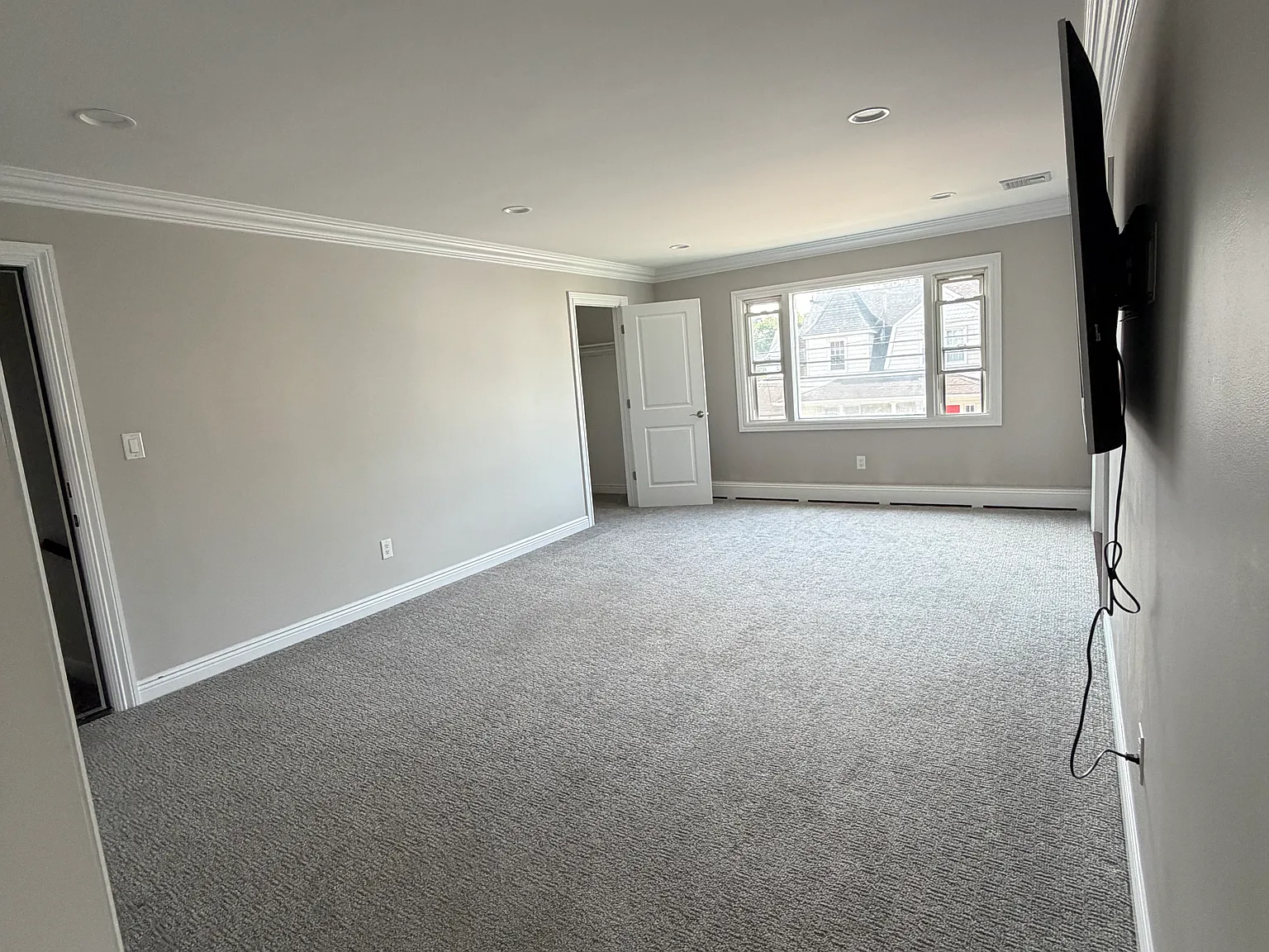 2 bed, 1100 sqft, $2,800 — Photo 4