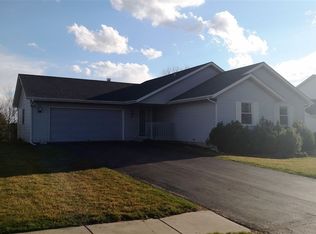 411 Zearl Ct, Winnebago, IL 61088