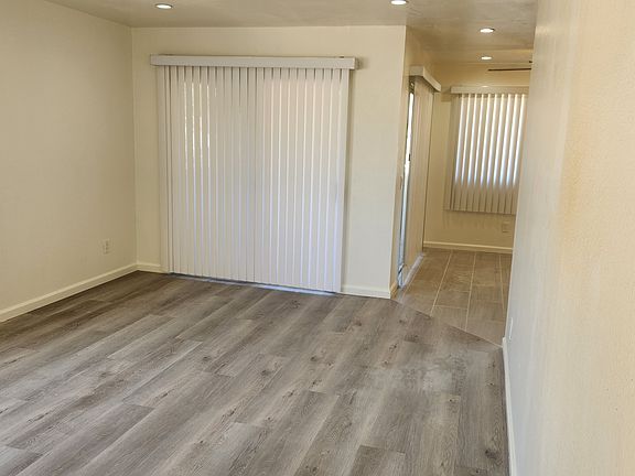 3rd image of 18931 Valley Cir #0