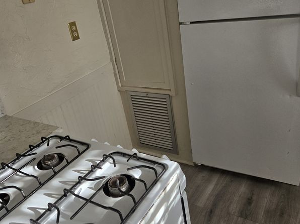 1668 Oak St UNIT 2