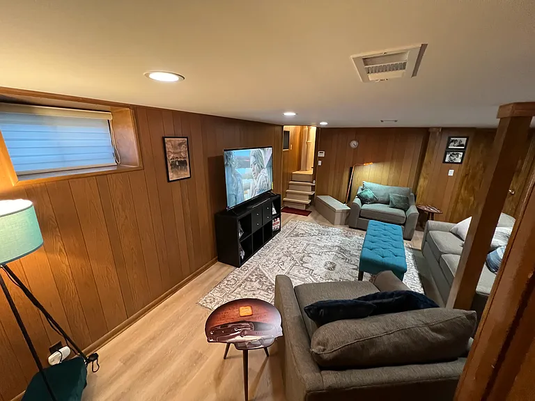1812 E 47th Ter #600 — Photo 10