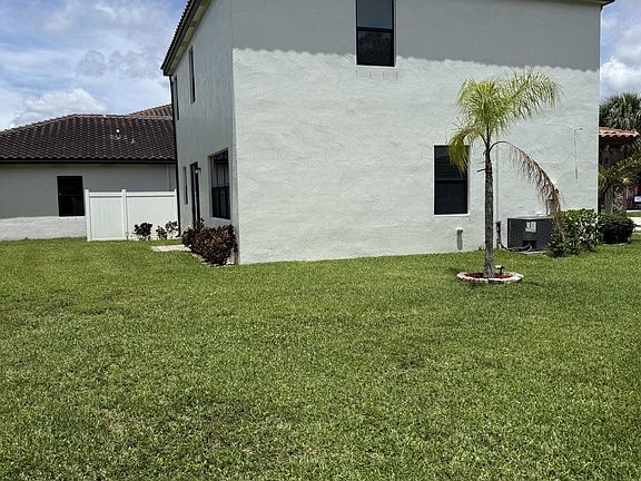 4th image of 4426 Buena Tara Drive