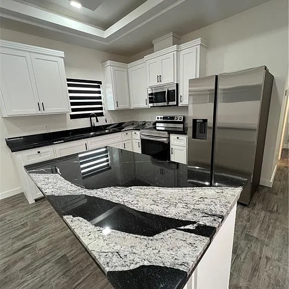 1417 Hibiscus Ave #1 — Photo 3
