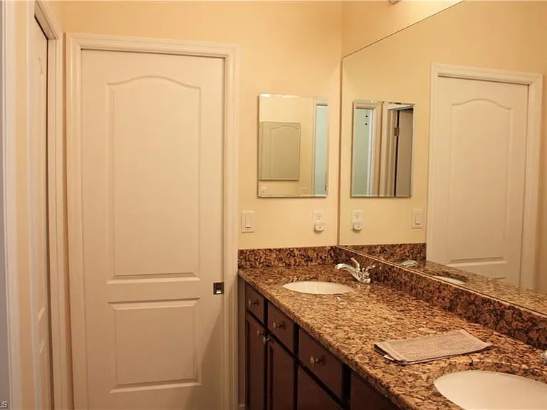 27050 Eden Rock Ct — Photo 13