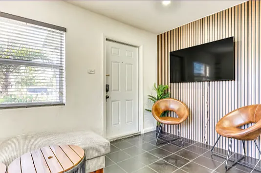 433 NW 22nd Ave — Photo 11