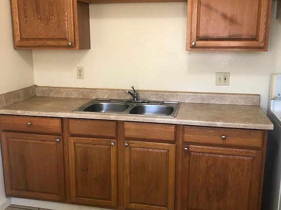 5th image of 4185 Hamilton St #4183