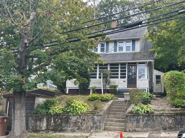 50 Kneen Street, Shelton, CT 06484