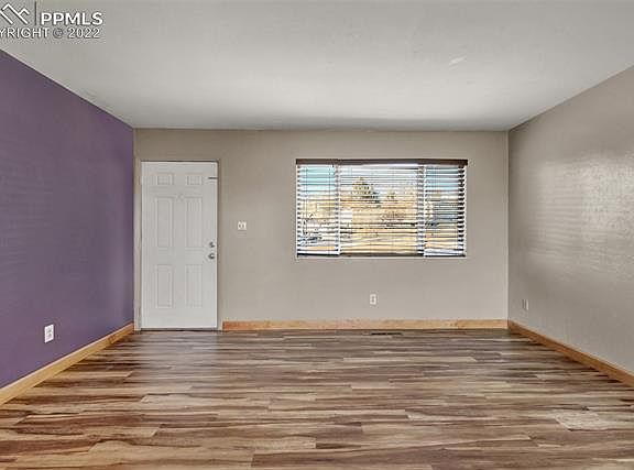 5th image of 2601 Montebello Dr W