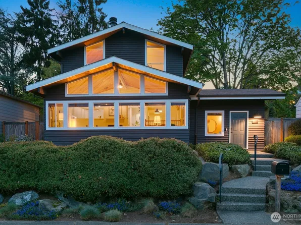 3219 34th Avenue W, Seattle, WA 98199