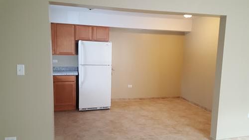 1st image of 152 N Waller Ave #3
