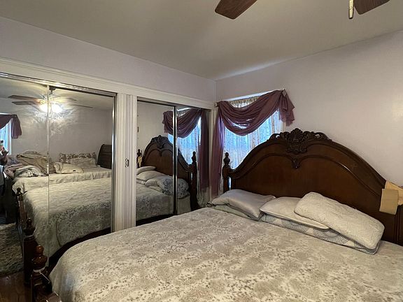 2nd image of 75 Carleton St