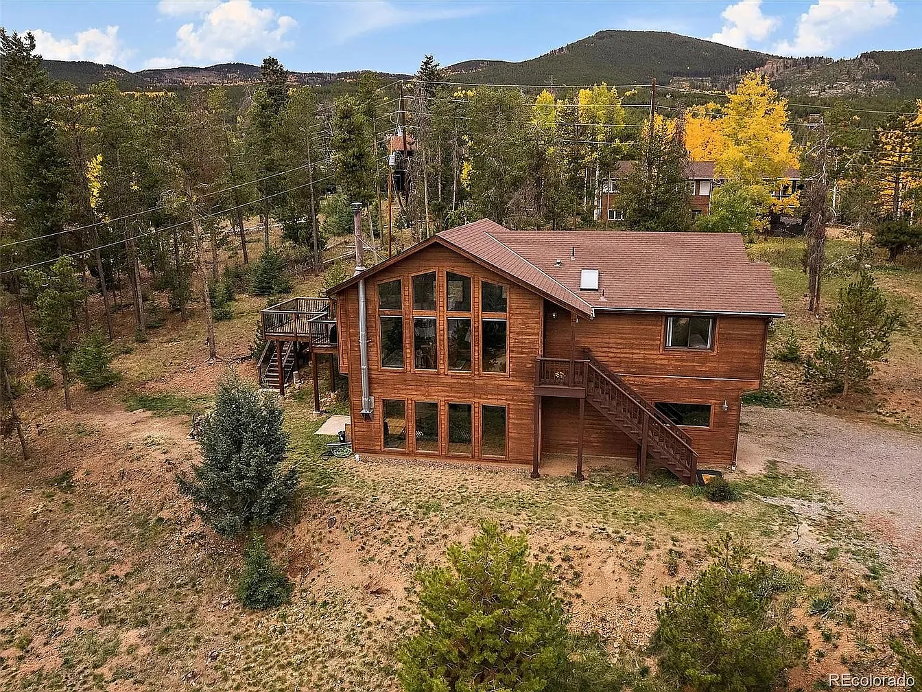 3 bed, 2003 sqft, $5,450 — Photo 1