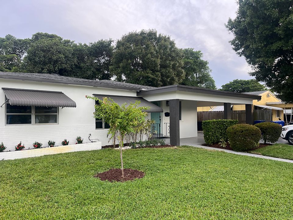 1st image of 1110 SW 31st St