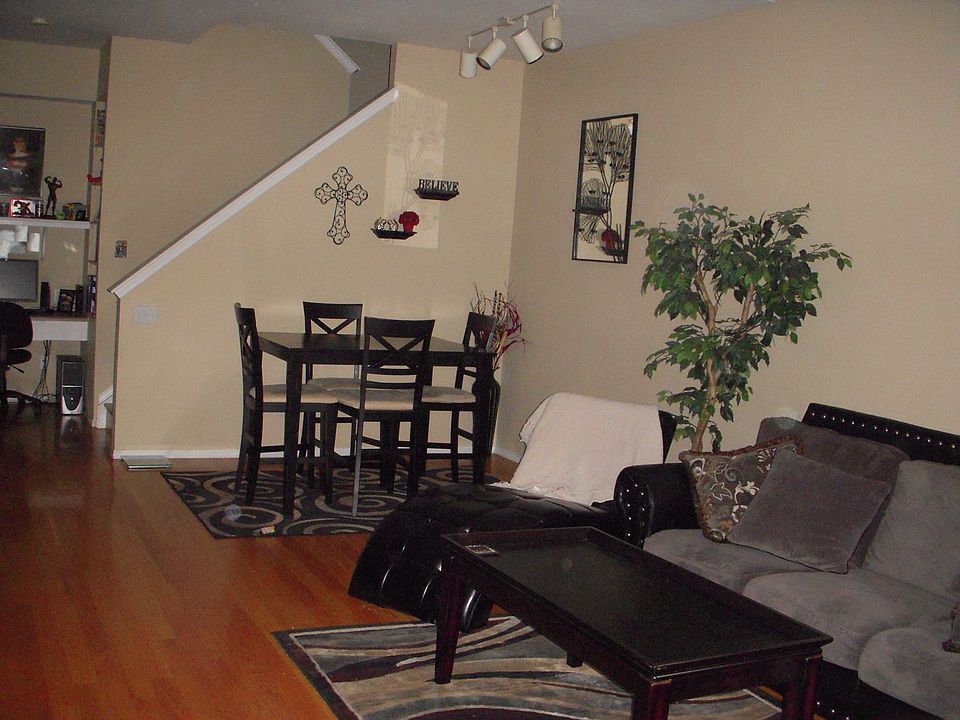 Dining/Living Room