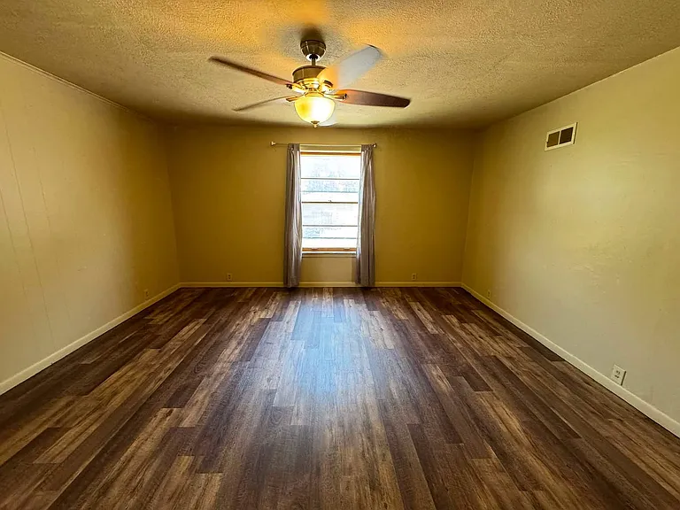 1701 Broadway St Hannibal — Photo 19