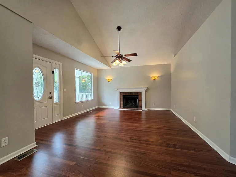 503 Dunwoody Dr — Photo 8