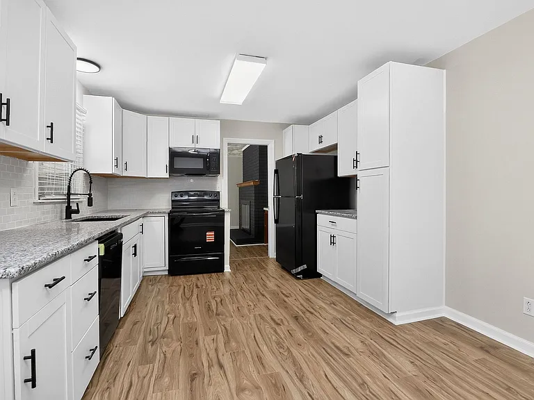 6901 Ridge Lane Rd — Photo 20