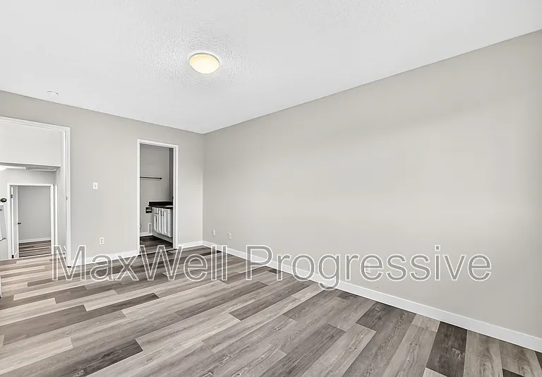 10650 158th Ave NW — Photo 23