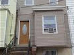 140 Van Horne St #2, Jersey City, NJ 07304