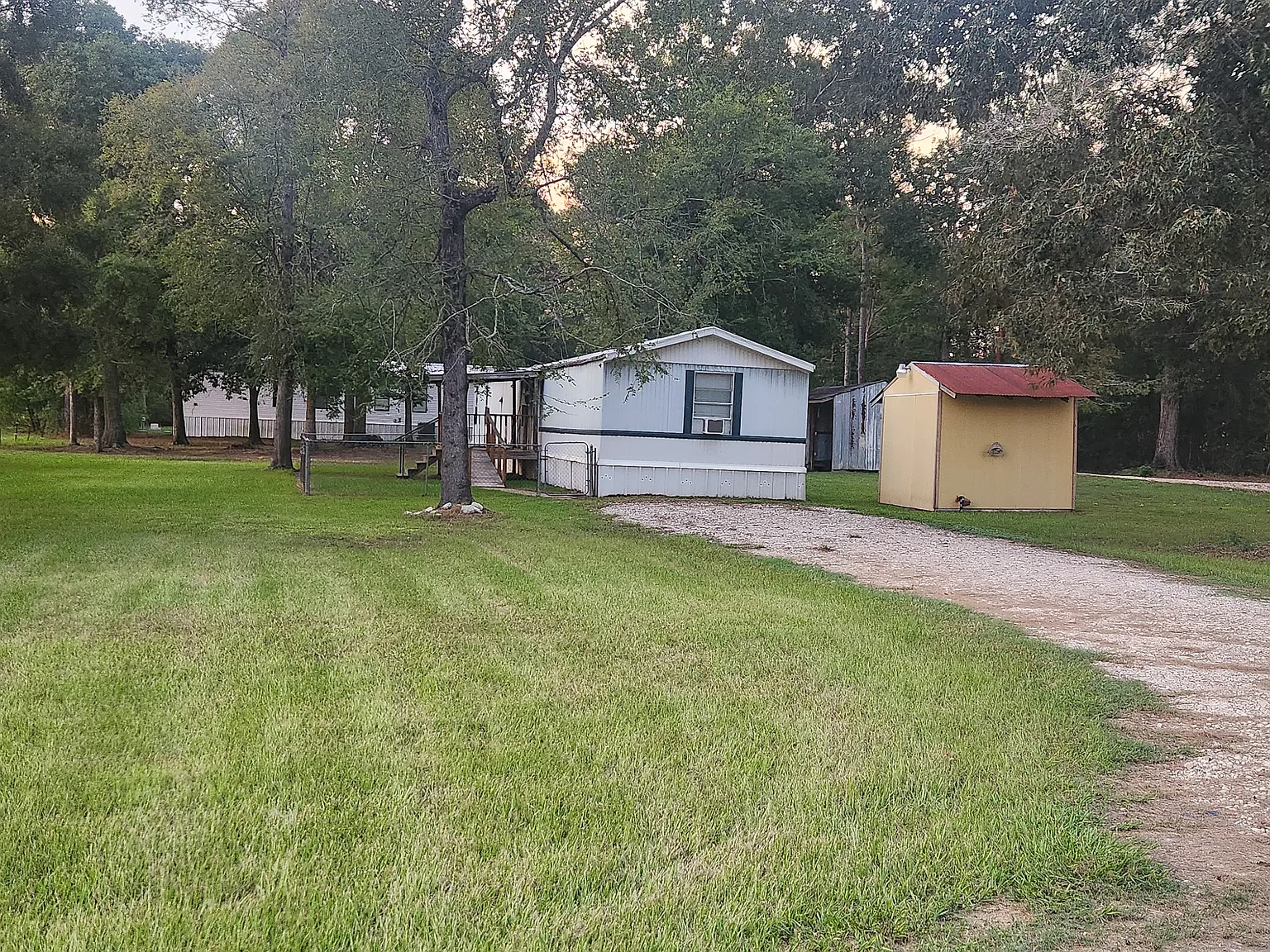 3 bed, 1120 sqft, $1,200 — Photo 4