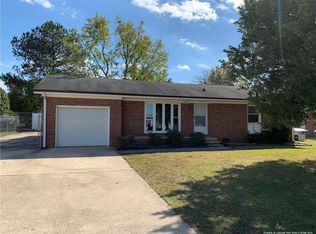 607 Odell Rd, Spring Lake, NC 28390