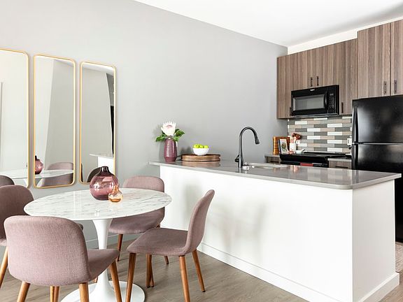 2nd image of 100 Monitor St APT 338