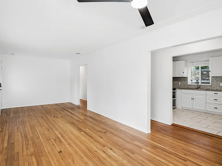 7181 49th Ave N #1 — Photo 4