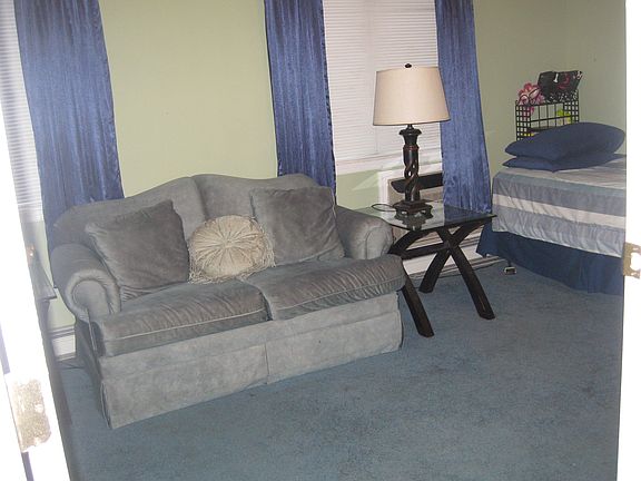 4th image of 108 Atlantic Ave