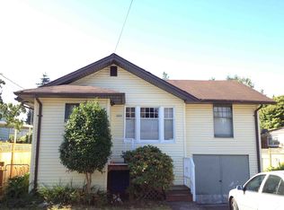 3227 NE 86th St, Seattle, WA 98115