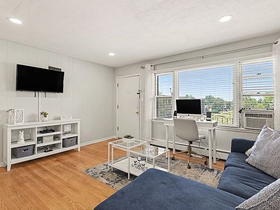 2nd image of 12 King Arthur Ct APT 12